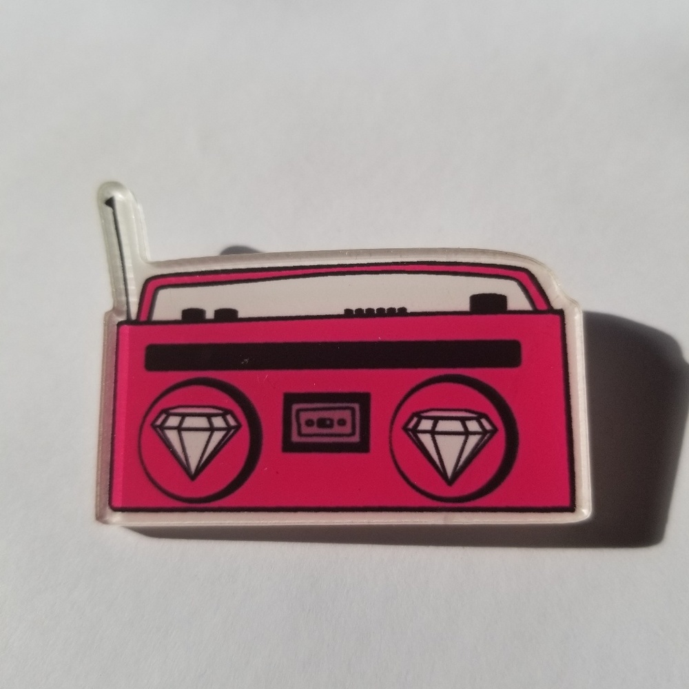 Cartoon radio brooch pins  pink
